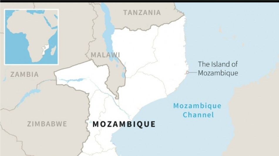 More than 90 killed as boat sinks off Mozambique coast