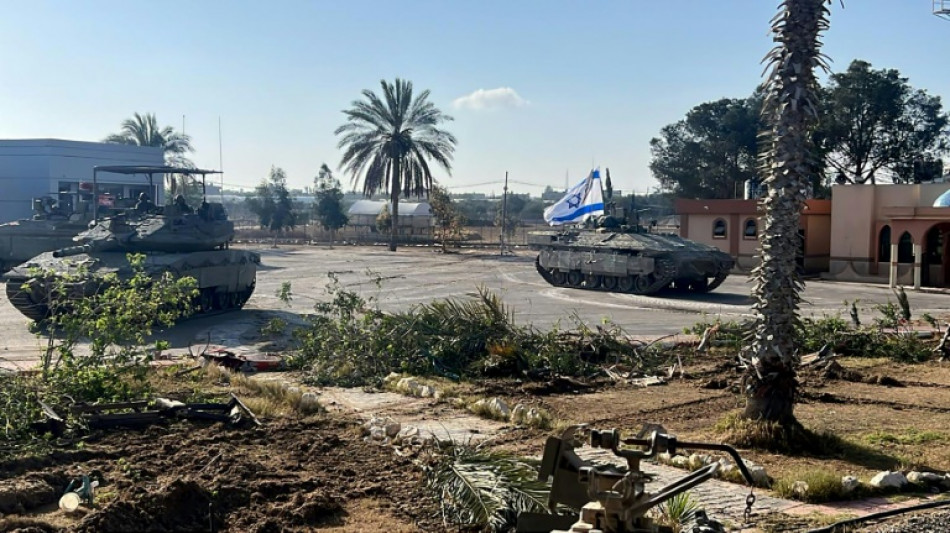 Israeli tanks roll into Rafah as army seizes key Gaza crossing