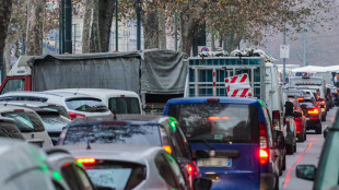 Di nuovo troppe auto in strada, italiani imbottigliati