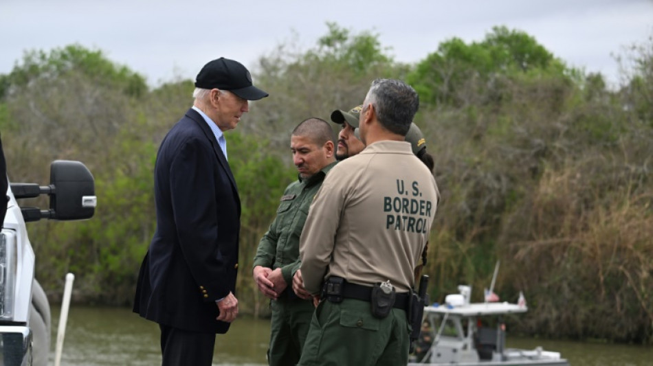 Trump, Biden make dueling US-Mexico border visits