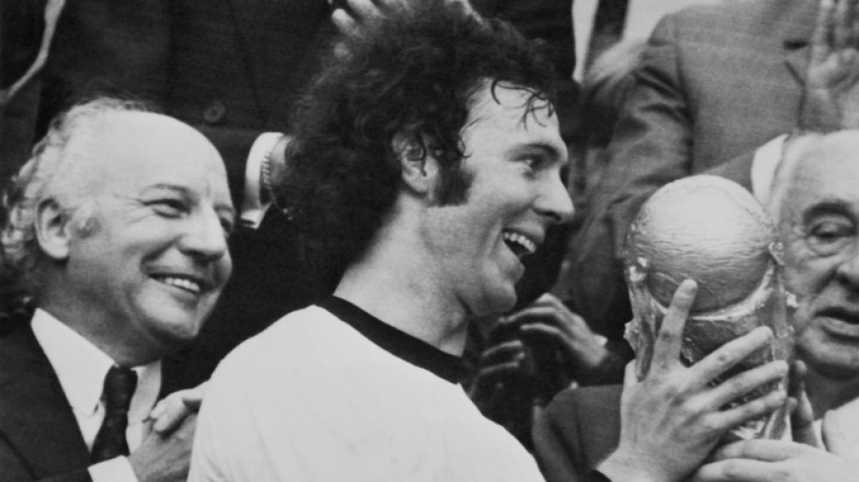 Football: Franz Beckenbauer, le "Kaiser" allemand aux multiples facettes