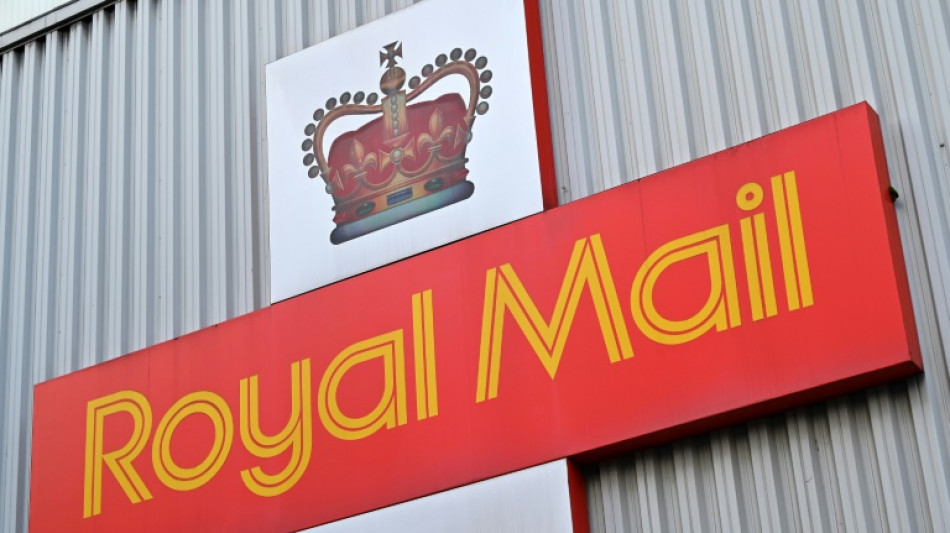 Royal Mail plans up to 10,000 job cuts