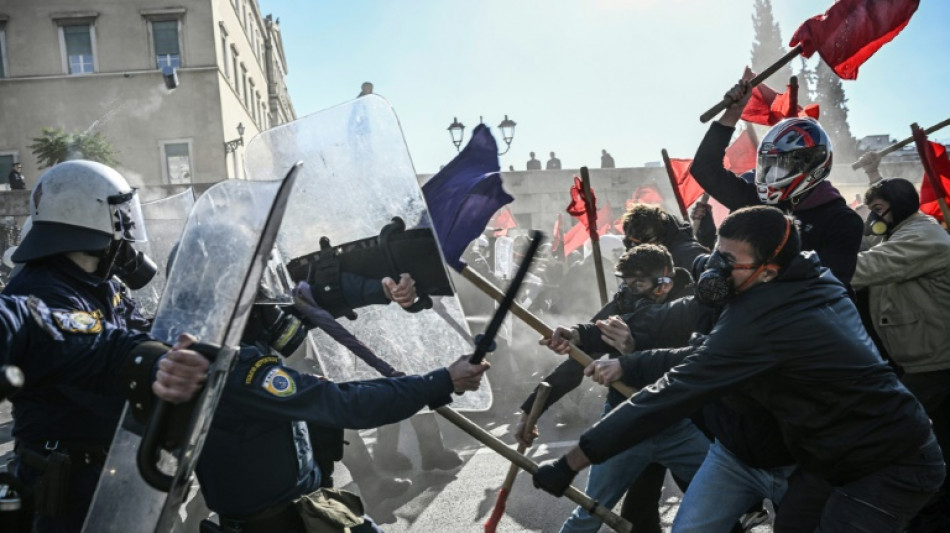 Greek students step up protests against private university plan