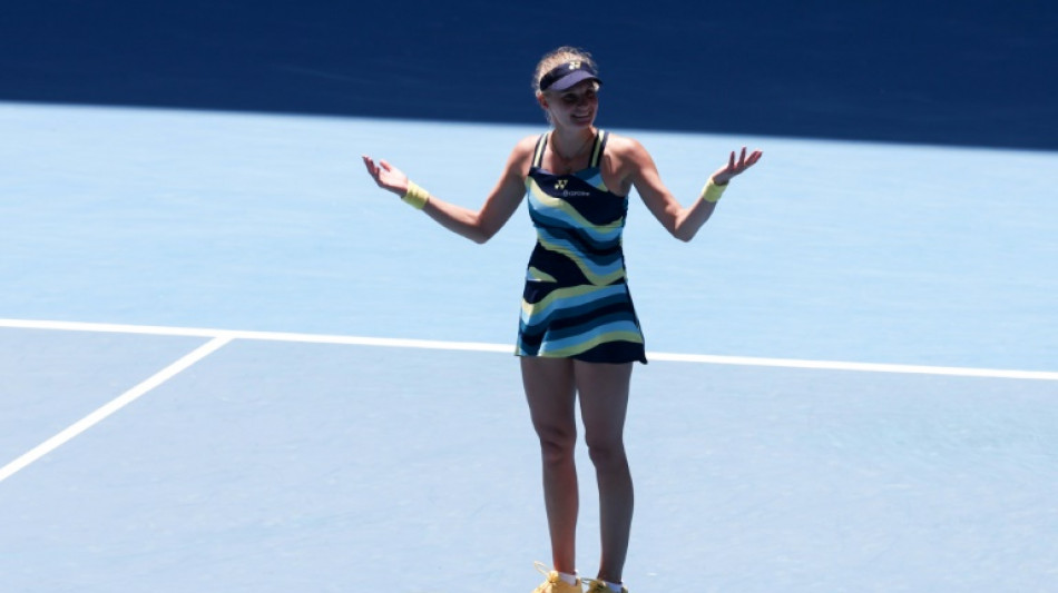 Noskova e Yastremska avançam às quartas de final do Aberto da Austrália