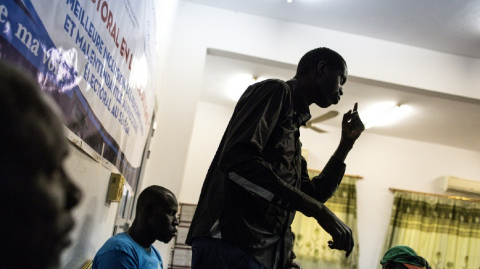 Deaf voters find way to polls as Senegal grapples with political crisis