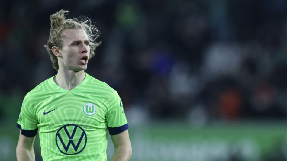 Wolfsburg nimmt erste Pokalhürde ohne Glanz