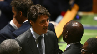 Gobierno de Trudeau sobrevive a moción de censura en Canadá