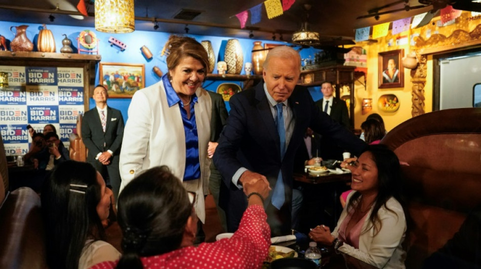 Biden cancela actos de campaña tras dar positivo por covid-19