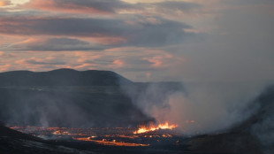 Quakes rock southwestern Iceland as volcanic eruption looms