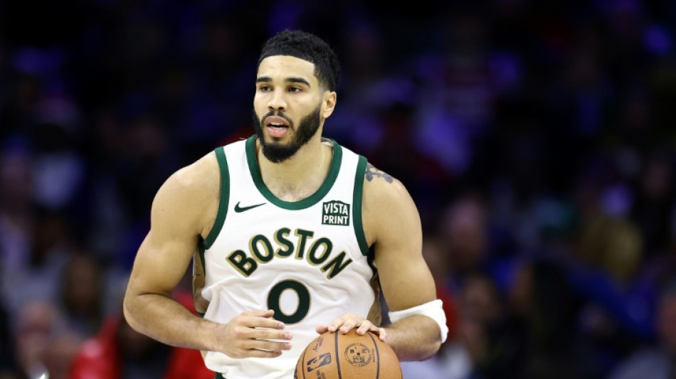 NBA: Boston domine Philadelphie dans le duel au sommet à l'est