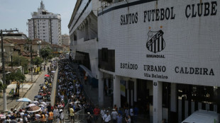 Tausende Fans erweisen Fußball-Idol Pelé in Brasilien die letzte Ehre