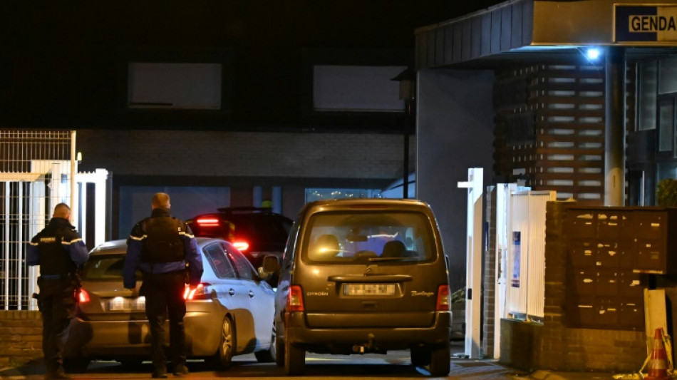 Meurtres près de Dunkerque: un suspect inconnu de la police au mobile flou