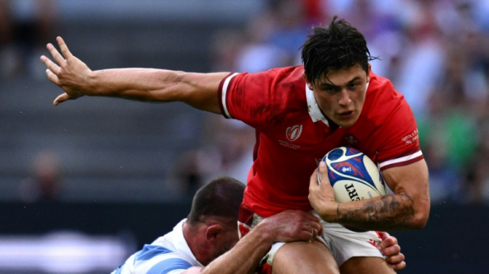 Le phénomène gallois Rees-Zammit quitte le rugby pour le football américain