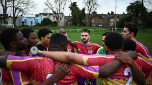 "No Pasaran": l'hommage d'un modeste club de foot anglais aux républicains espagnols