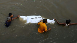 Al menos 51 muertos en Bangladés tras un naufragio en un río