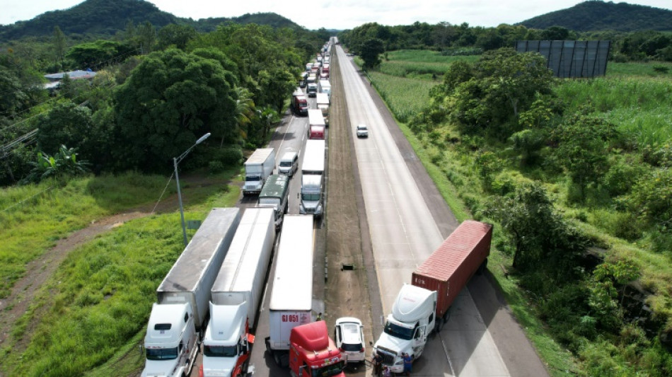 Acuerdo entre indígenas y gobierno libera un tramo de vías bloqueadas en Panamá