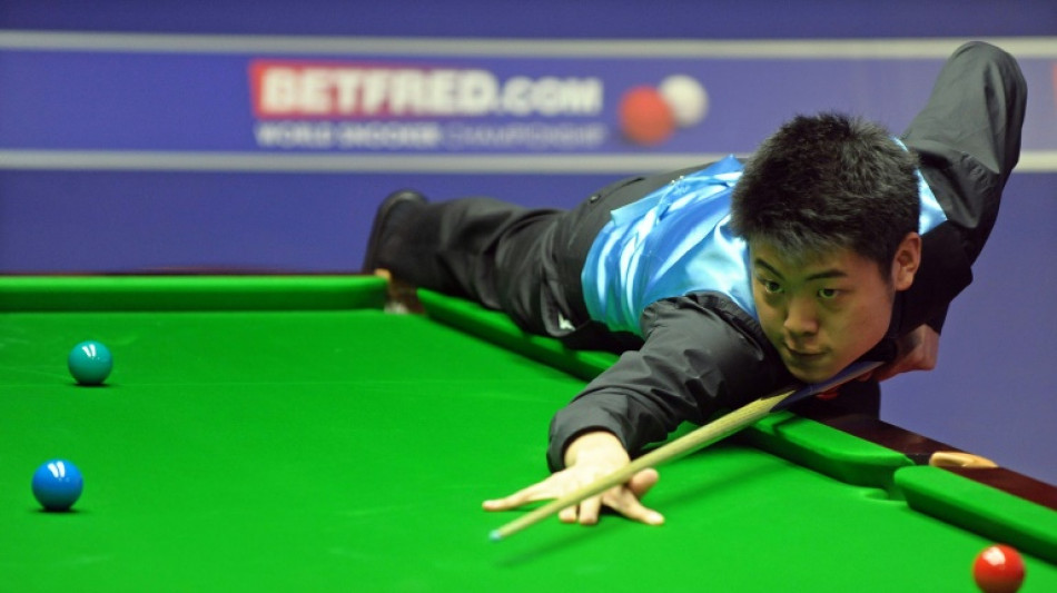 Assault fine threatens Liang Wenbo's snooker tour spot