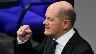 Scholz vows to do all for 'huge' EU aid for Ukraine