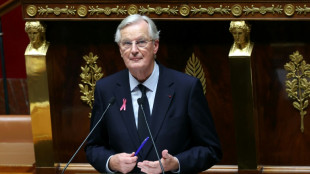 Les oppositions dénoncent "le grand flou" de Barnier