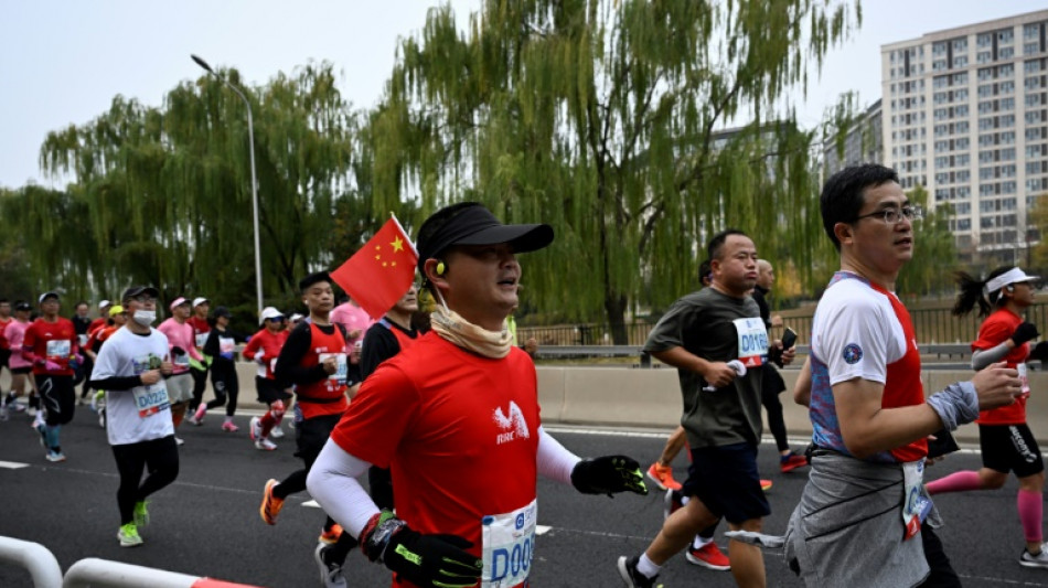 Después de dos años suspendida por la pandemia, vuelve la maratón de Pekín 