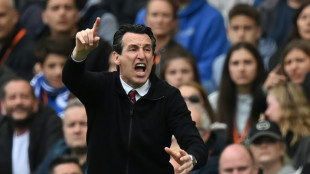 Unai Emery renova com o Aston Villa até 2029