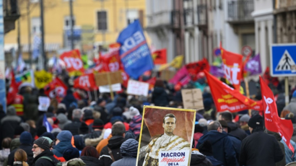 Retraites: la contre-programmation très calculée d'Emmanuel Macron