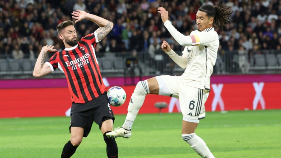 Amical: adieux discrets de Giroud avec Milan, battu 5-2 par la Roma 