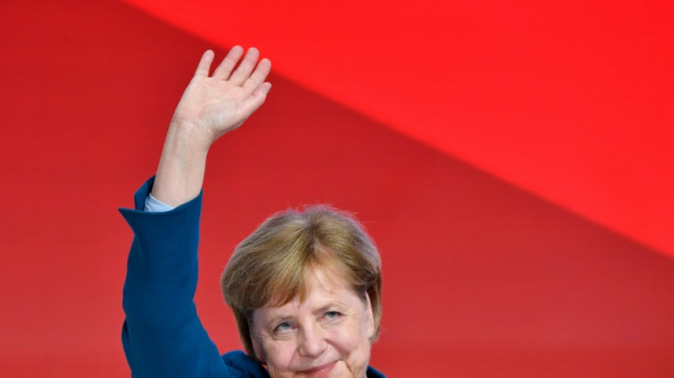 Merkel recuerda sin remordimientos la crisis de refugiados y las relaciones con Rusia