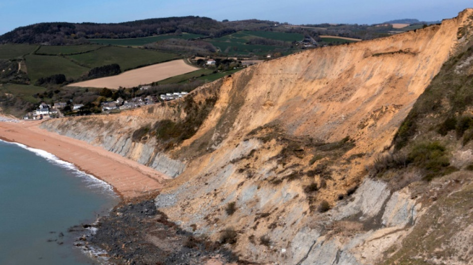 Society centred around women in UK during Iron Age: scientists