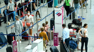 Fluglinien müssen Passagiere bei absehbaren längeren Gepäckverzögerungen warnen