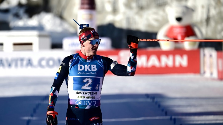 Biathlon: la Norvège domine le relais mixte d'Anterselva, la France 5e