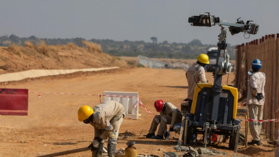 Gericht lehnt Eilverfahren gegen TotalEnergies wegen Erdölvorhaben in Afrika ab