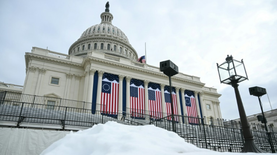 Le froid polaire sur Washington contraint Trump à prêter serment à l'intérieur du Capitole