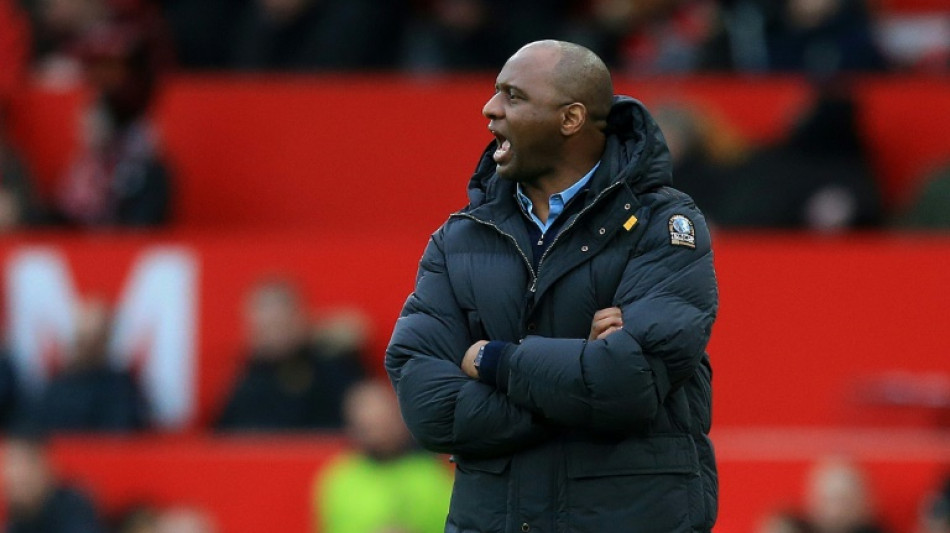 El Crystal Palace despide a su técnico Patrick Vieira