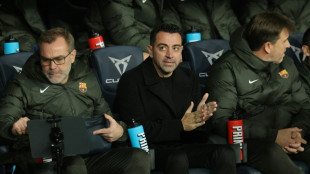 Xavi terá "comprometimento máximo" até o fim da temporada, garante presidente do Barça