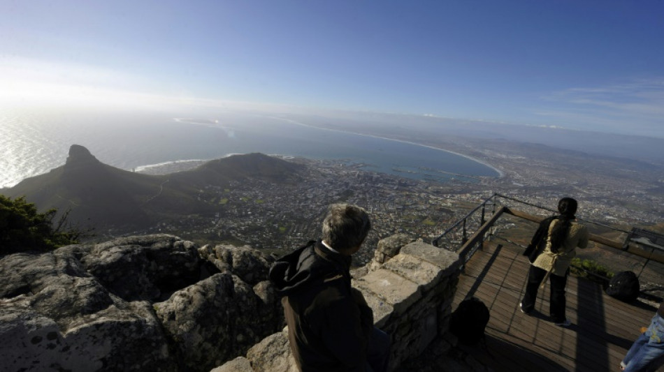 Table Mountain attacks highlight crime threat to S.Africa tourism