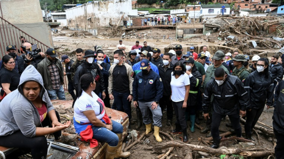 Muertos en deslave en Venezuela suben a 25 con 52 desaparecidos