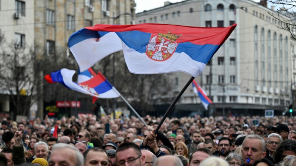 Thousands of Serbians protest alleged electoral fraud