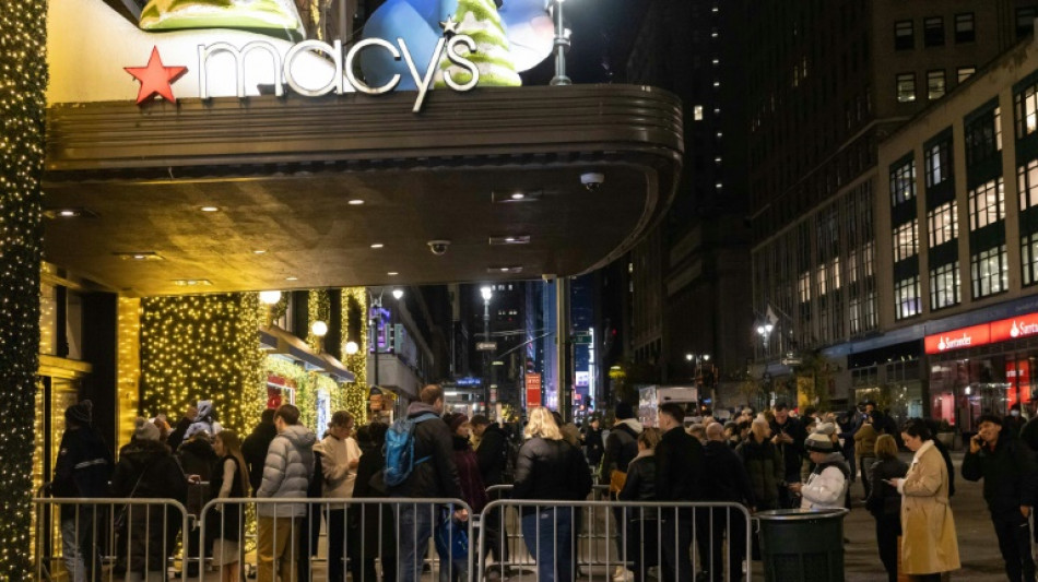 'Black Friday' kicks off US shopping season amid economic unease