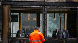 Governo irlandês denuncia confrontos em Dublin após ataque com faca