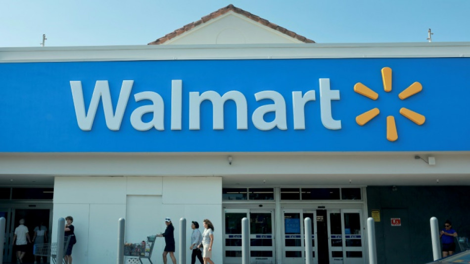 Walmart vuelve a aumentar sus previsiones de resultados tras un trimestre mejor de lo esperado