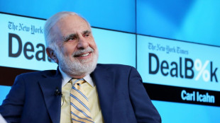 Billionaire Icahn blasts McDonald's on animal welfare