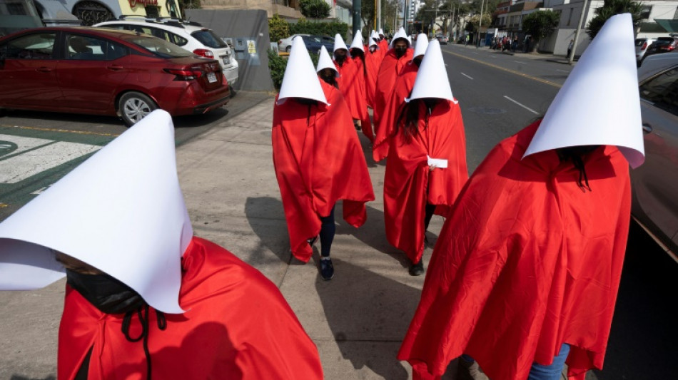 Peruvian women ask Michelle Bachelet for help in face of violence