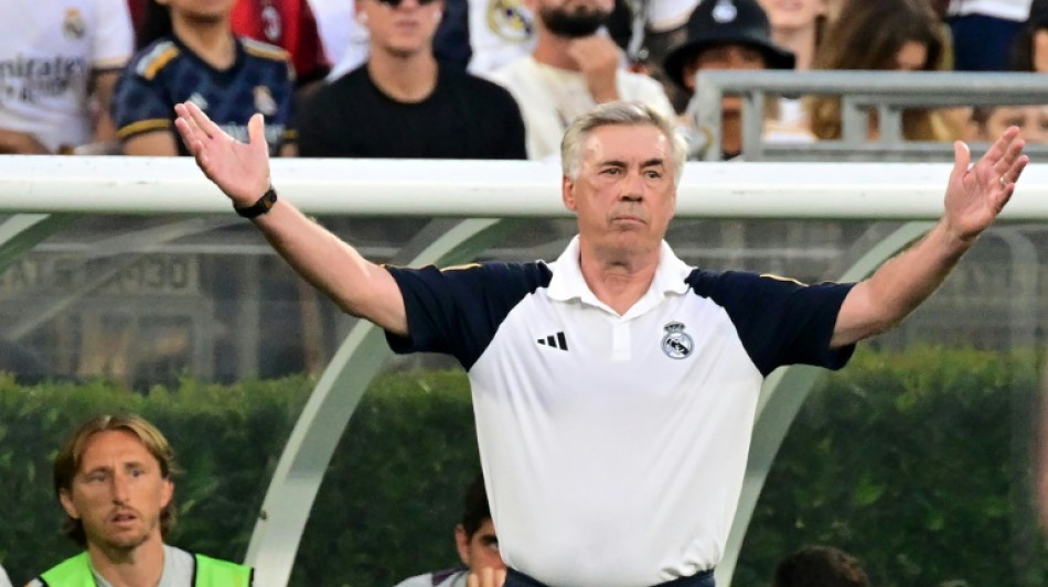 'Estamos completos' no Real Madrid, diz Ancelotti, que evita falar de Mbappé