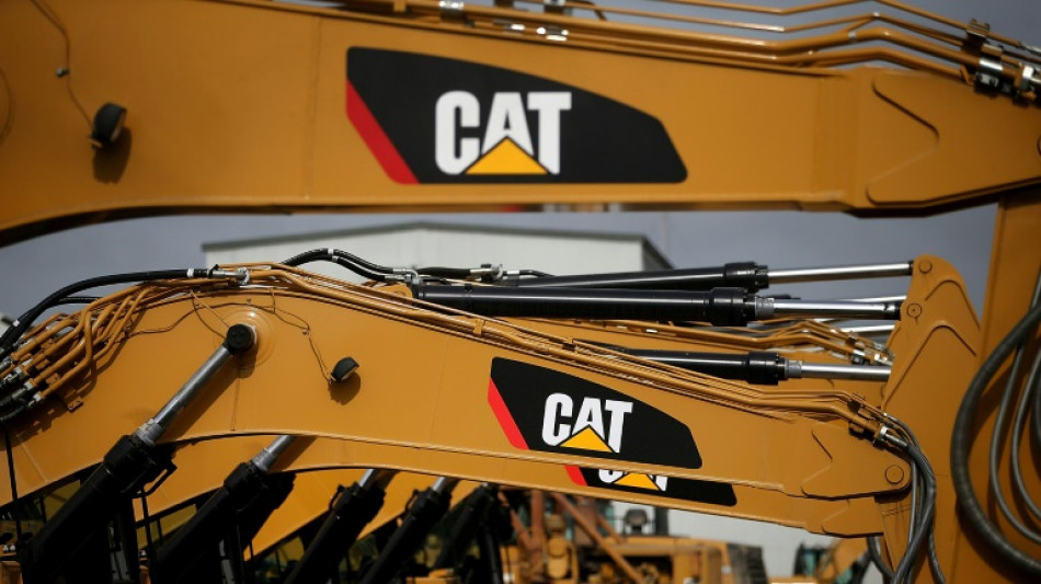 Strong pricing boosts Caterpillar profits