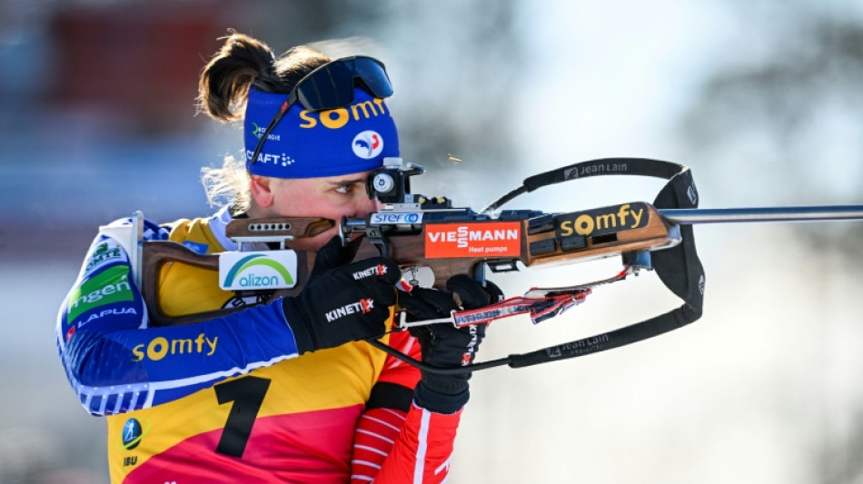 Biathlon: Simon pour confirmer, entre hiver en cristal et été en solo
