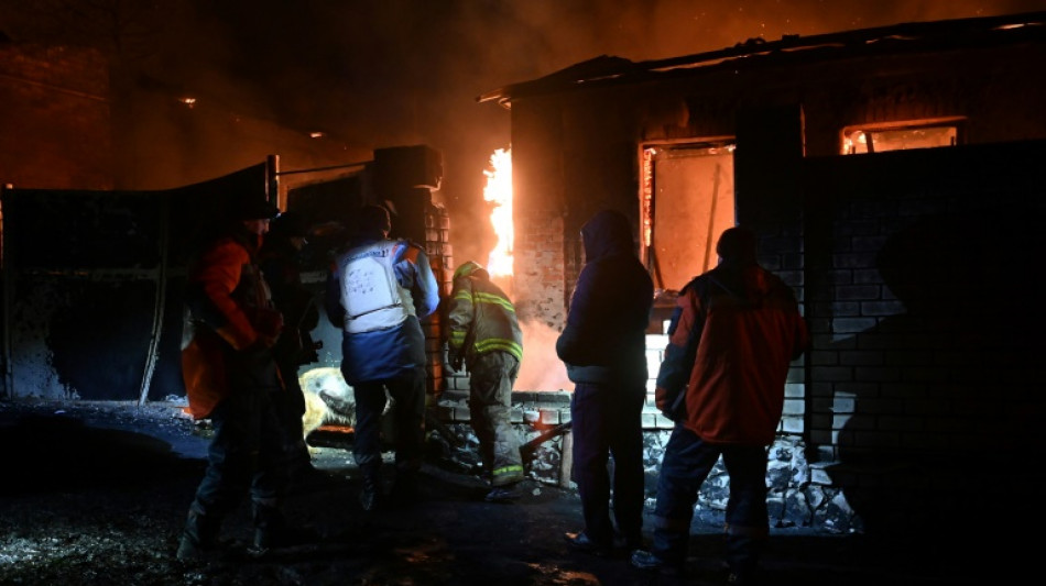 Un ataque ruso deja siete muertos y un "río de fuego" en el noreste de Ucrania