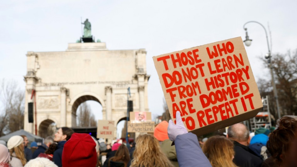 Hundreds of thousands protest against far right in Germany 