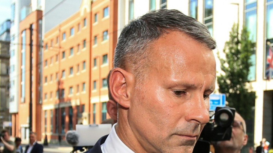 Man Utd icon Ferguson lauds Giggs' temperament' at assault trial