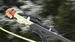 Skispringen: Deutsches Mixed-Team fliegt auf Platz drei